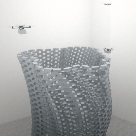 Flying robots assemble architecure out of&nbsp;bricks